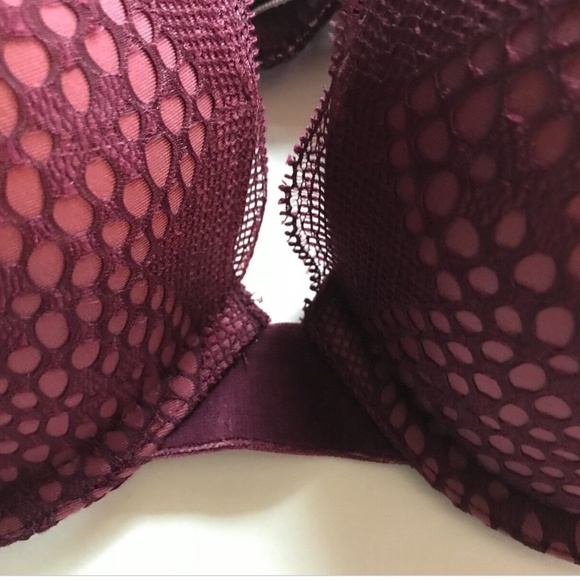 NWT VICTORIA'S SECRET Very Sexy Crochet Lace Velvet Push Up Bra Kir Wine - Picture 3 of 5